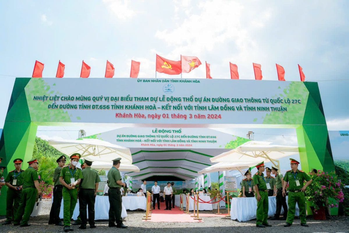 z5613846960998 e82def7f039db0df2f9ef23a633b98b9